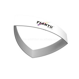 dengan Aluminium Promosi Pameran Kain Printing Curved Segitiga Gantung