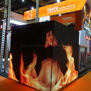 Indoor LED Video Wall Menghubungkan Series Sistem M untuk Tradeshow Booth